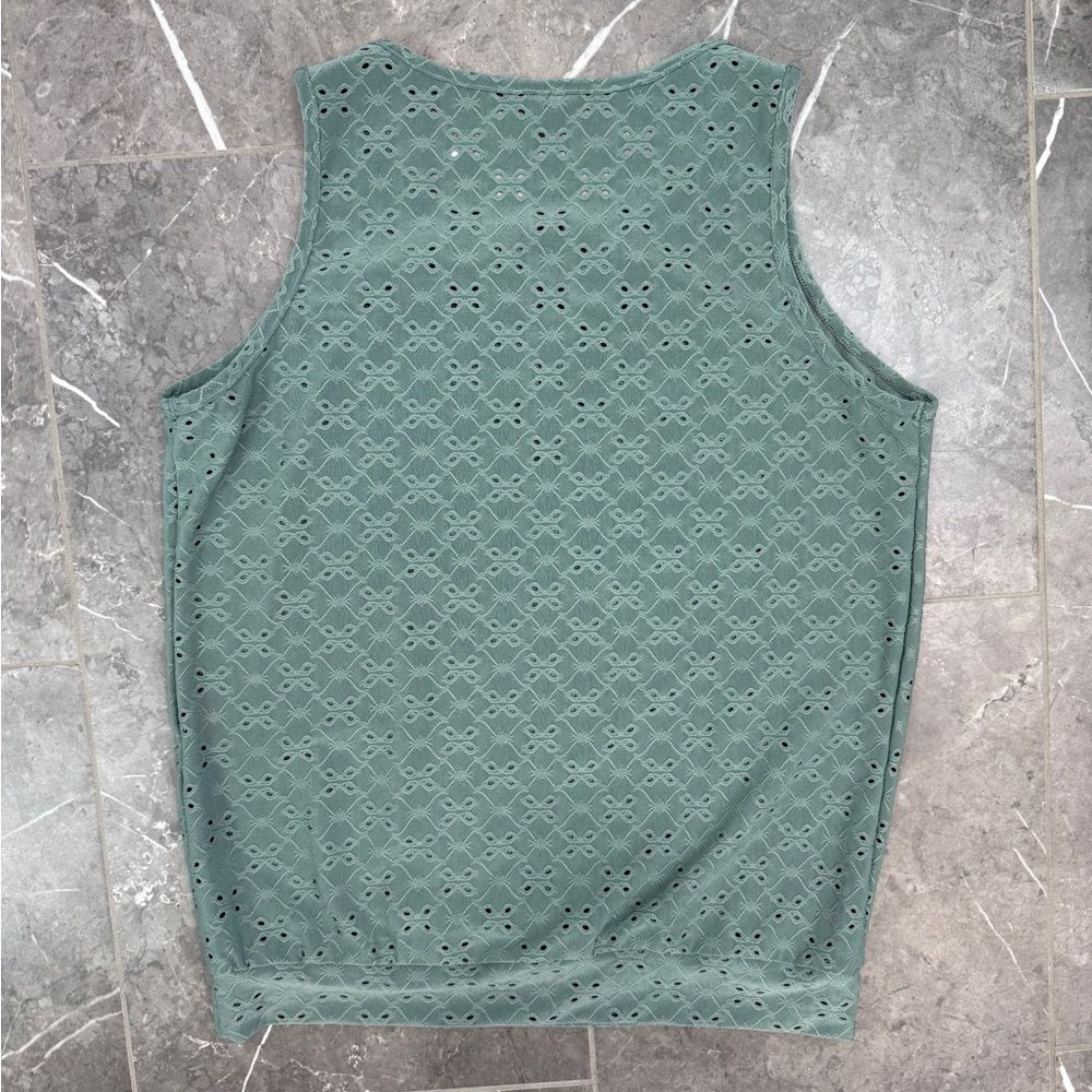SHEIN Green Sleeveless Eyelet Keyhole Tank Top Women’s Size S - Picture 3 of 5